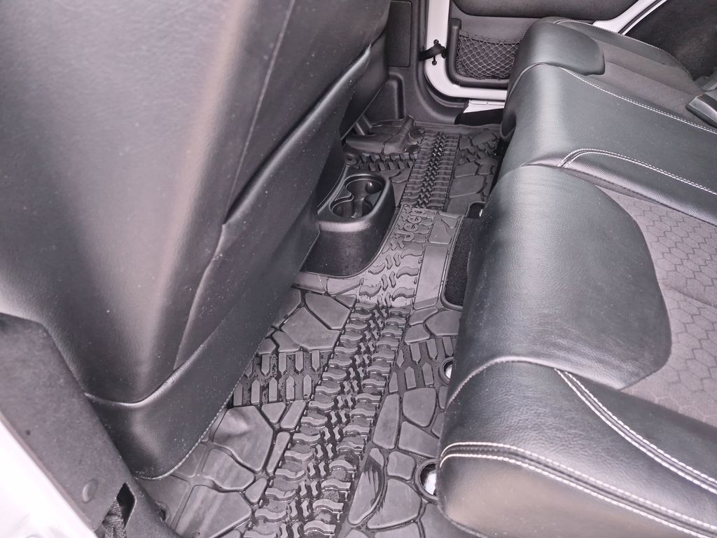 Used Car 2016 Jeep Wrangler  Unlimited Freedom Edition For Sale Under $20,000 In Austin, Texas