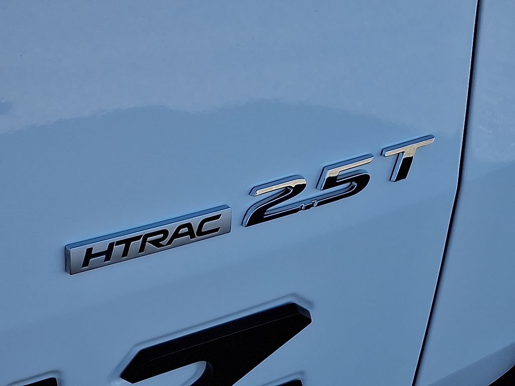 2026 Hyundai Santa Cruz Limited - Photo 12