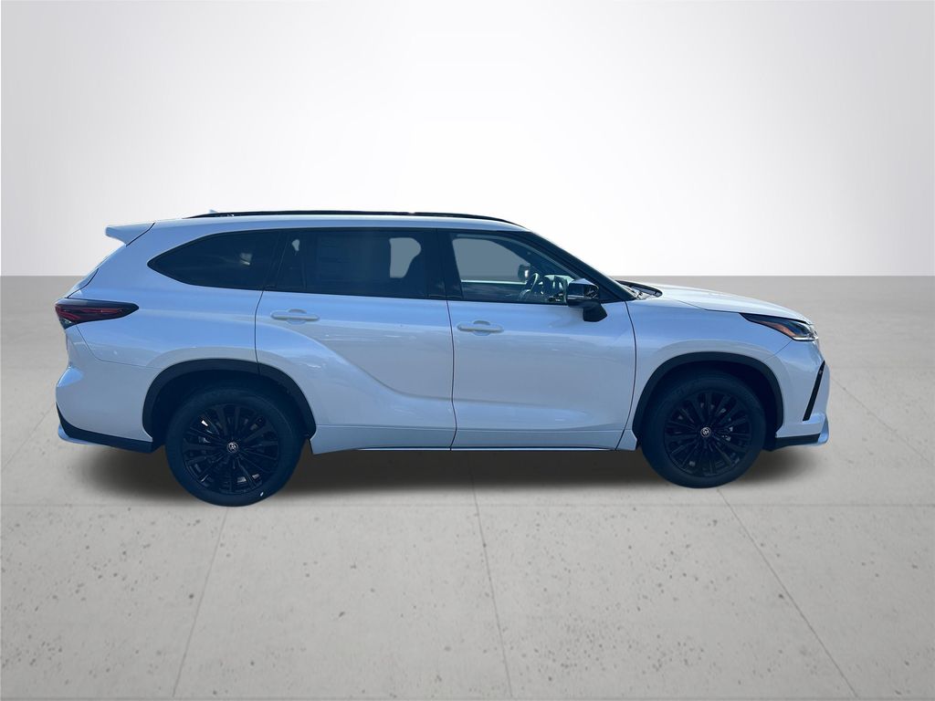 2025 Toyota Highlander XSE