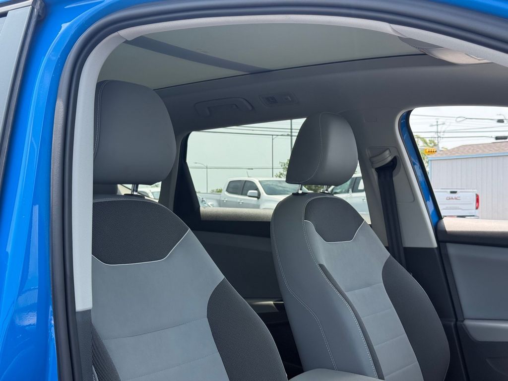 Used Car 2023 Volkswagen Taos  1.5t Se For Sale Under $25,000 In Austin, Texas