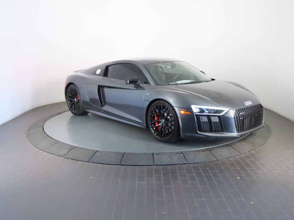 Thumbnail: 2018 Audi R8 - 9