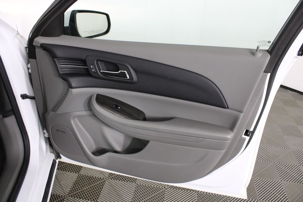 Used 2014 Chevrolet Malibu for sale in 