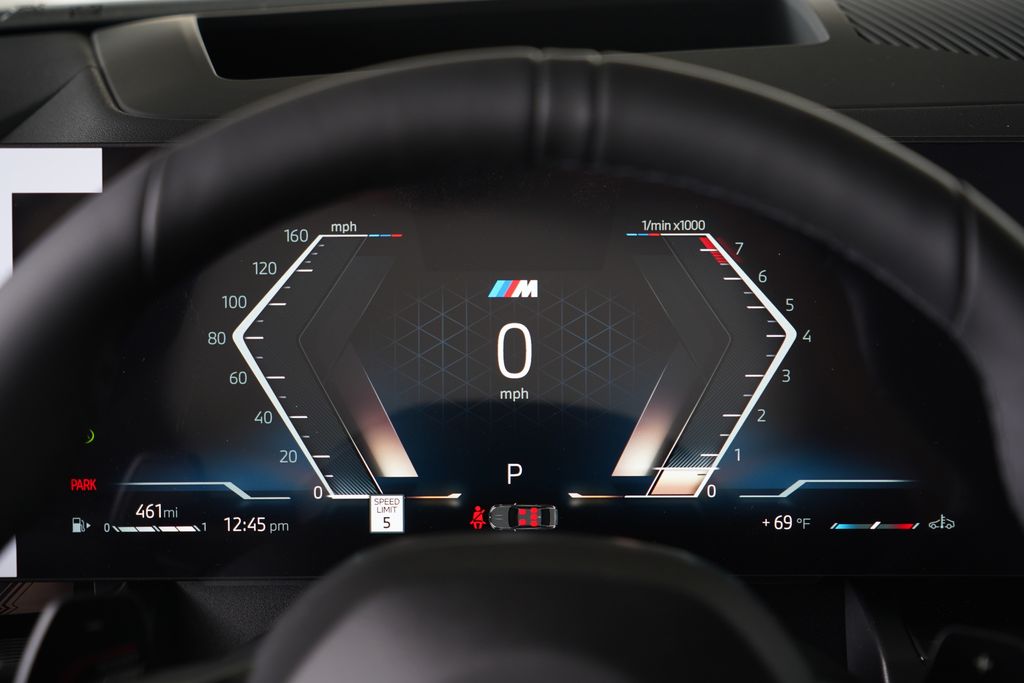 Thumbnail: 2027 BMW 5 Series - 16