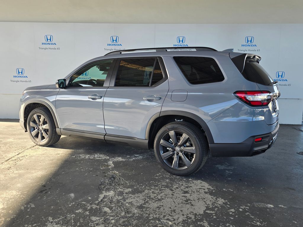 Thumbnail: 2026 Honda Pilot - 4