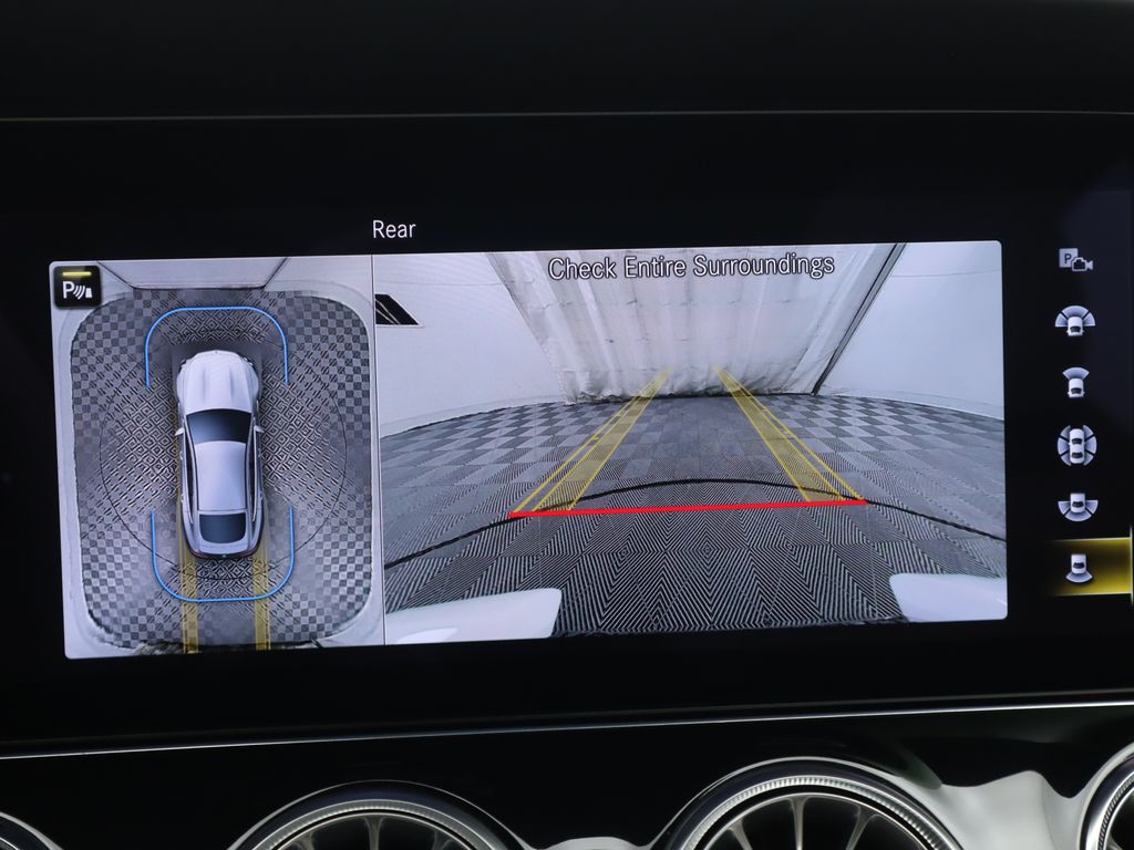 Thumbnail: 2023 Mercedes-Benz AMG GT - 16