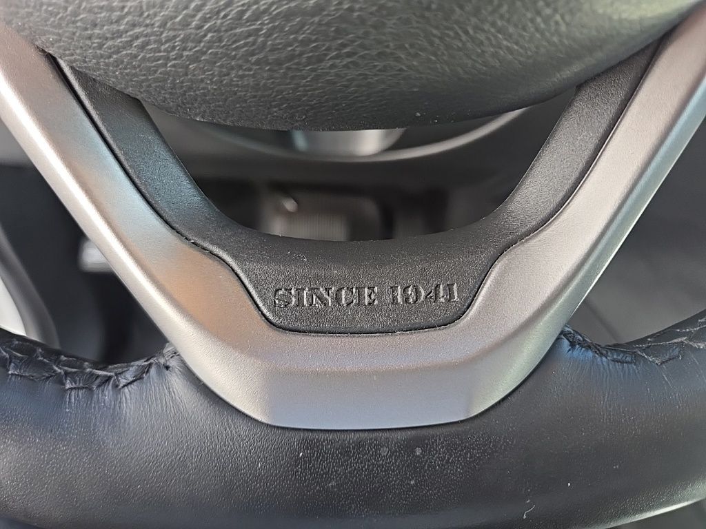 Used 2021 White Jeep High Altitude image 25