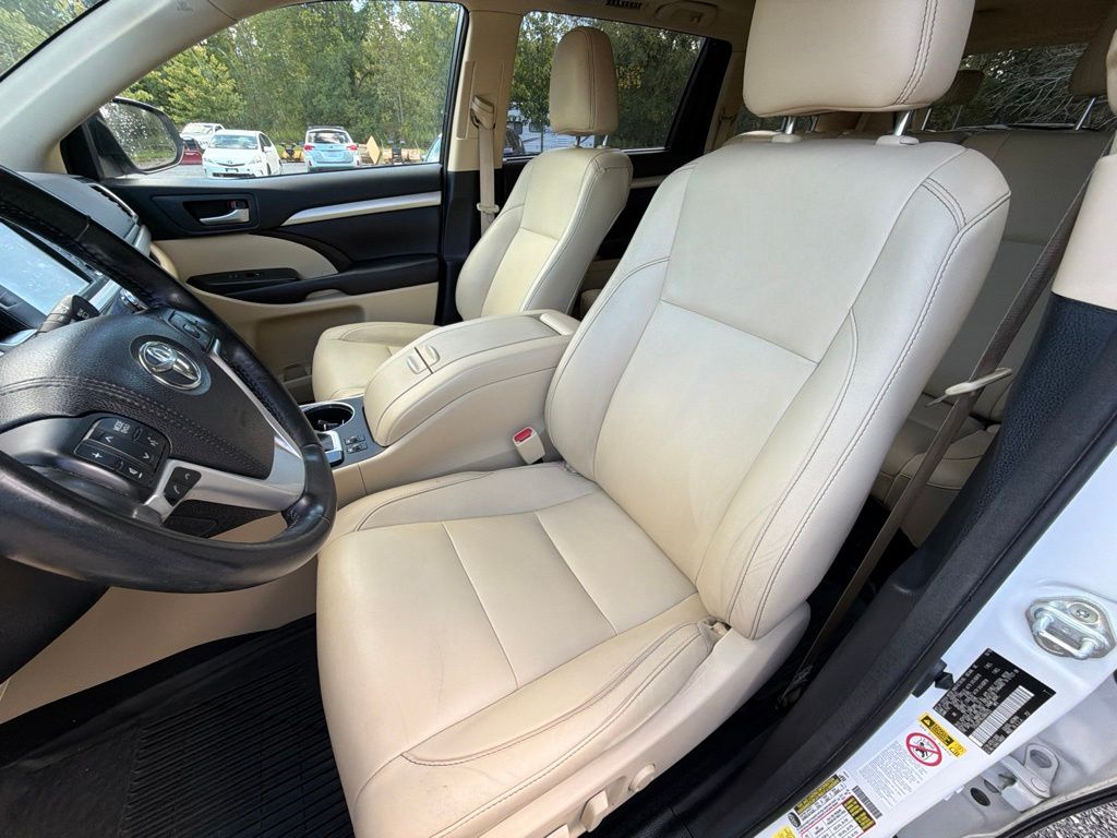 Used 2018 Toyota Highlander SUV
