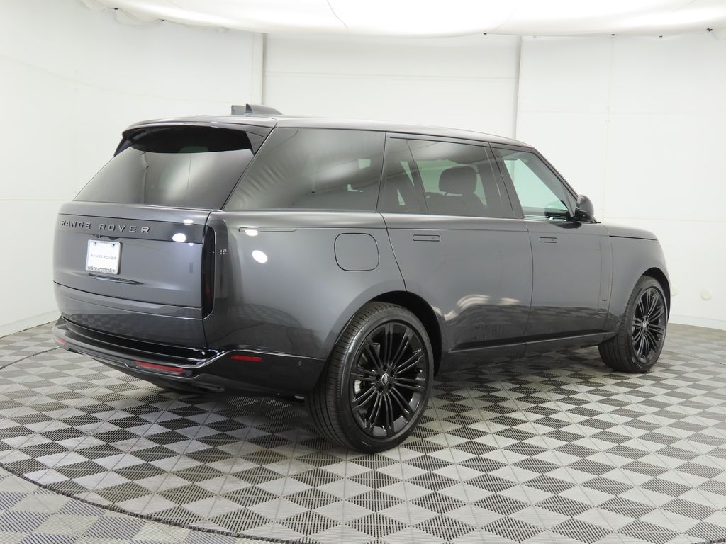 Thumbnail: 2025 Land Rover Range Rover - 5