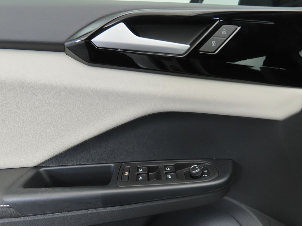 Thumbnail: 2026 Volkswagen Taos - 21