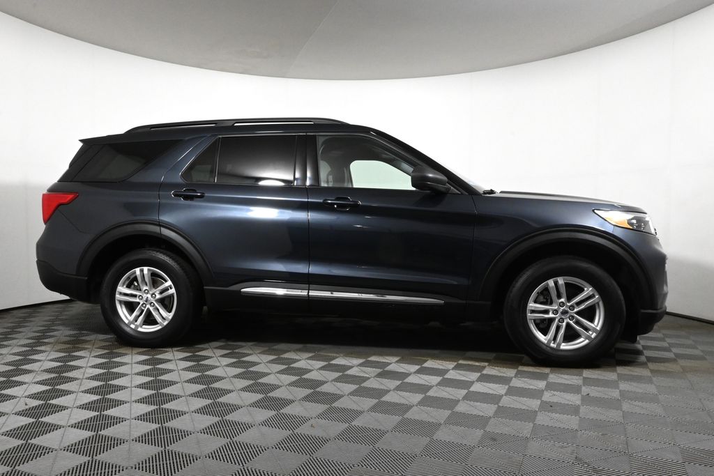 Thumbnail: 2022 Ford Explorer - 9