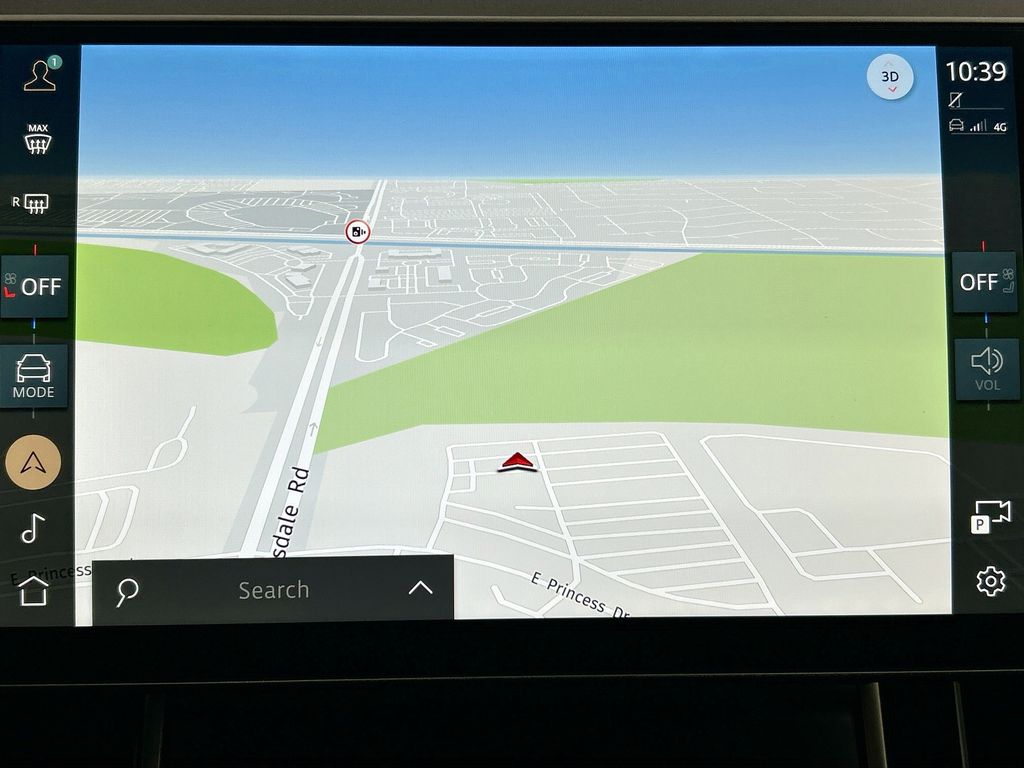 Thumbnail: 2025 Land Rover Range Rover Evoque - 14