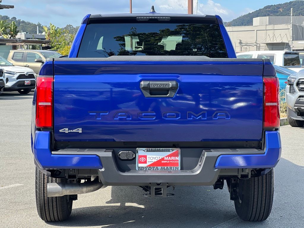 2025 Toyota Tacoma SR5 Double Cab photo 9