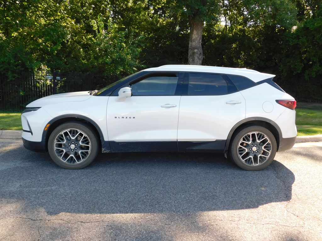 Thumbnail: 2025 Chevrolet Blazer - 2
