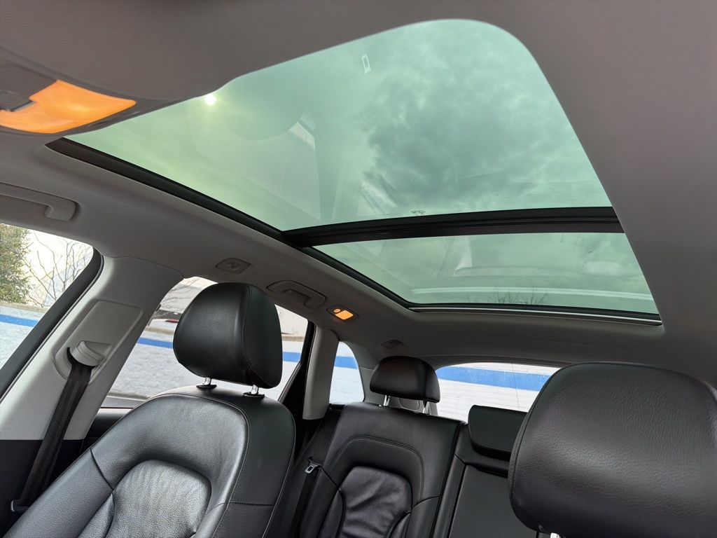 Thumbnail: 2014 Audi Q5 - 11