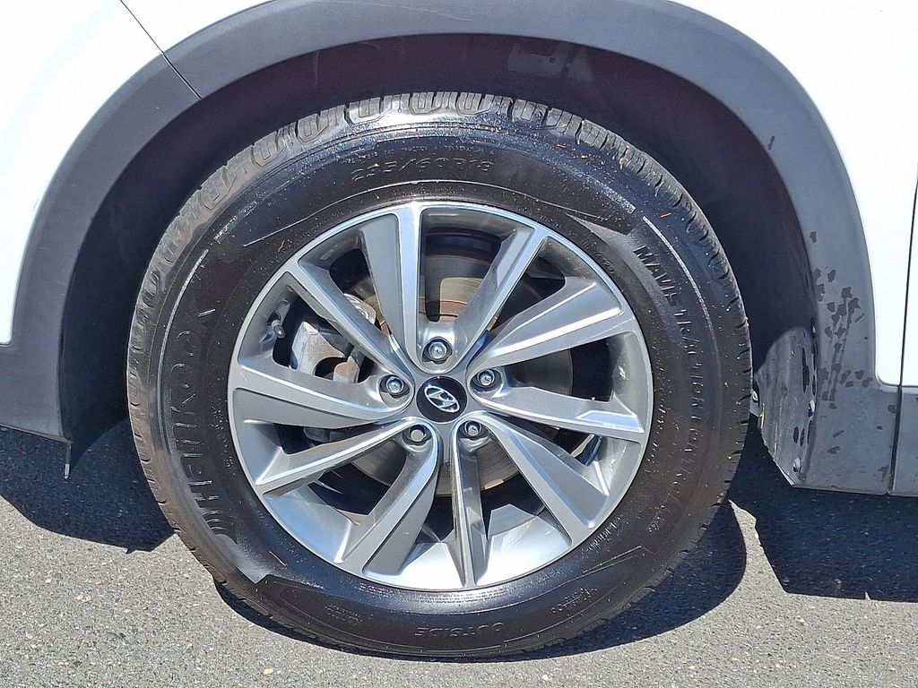 2019 Hyundai Santa Fe SEL 8