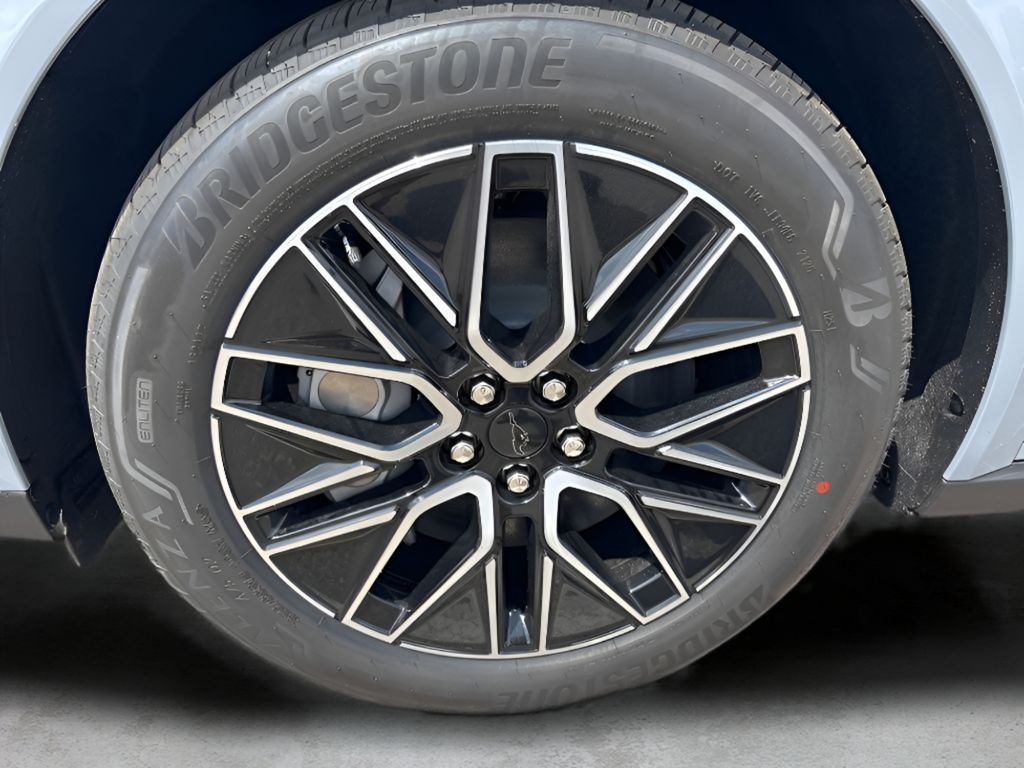 2025 Ford Mustang Mach-E