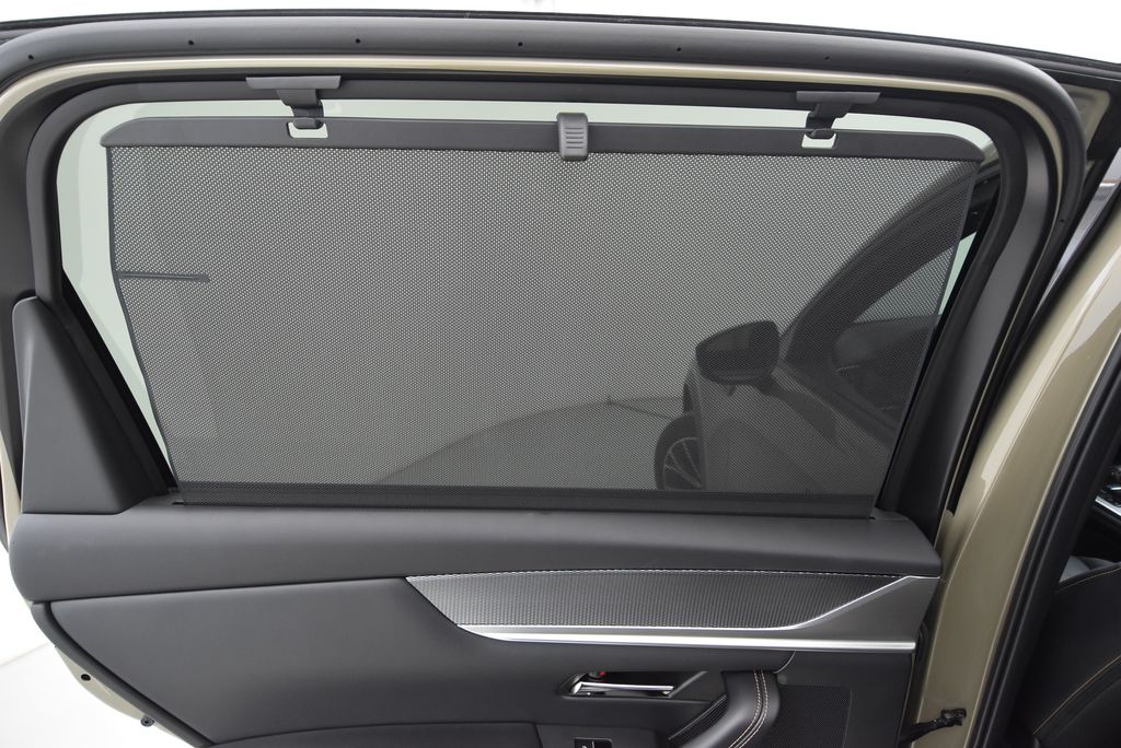 2025 Mazda CX-70 PHEV Premium Plus photo