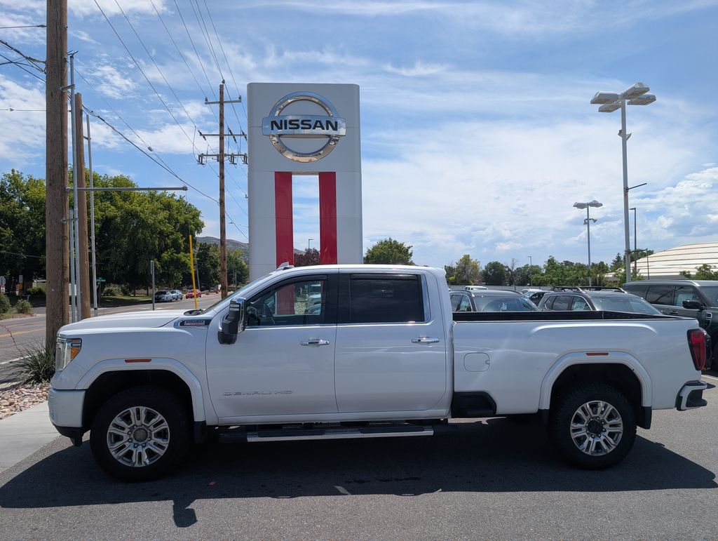 2021 GMC Sierra 2500HD Denali Crew Cab 4WD