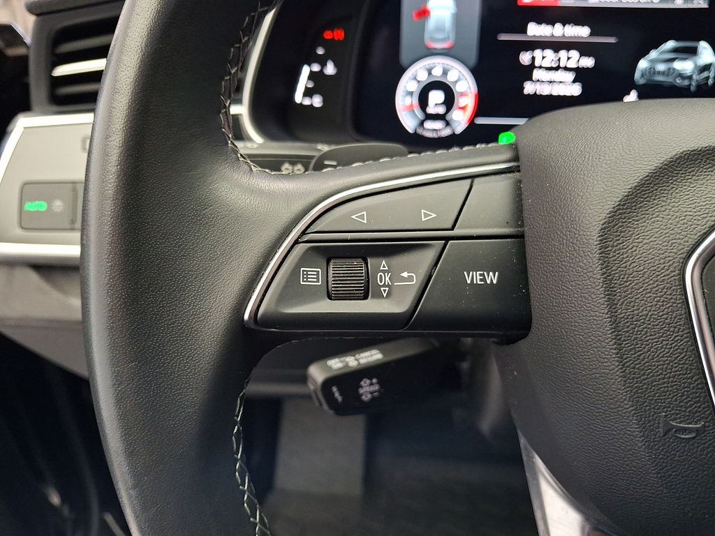 Thumbnail: 2021 Audi Q8 - 22