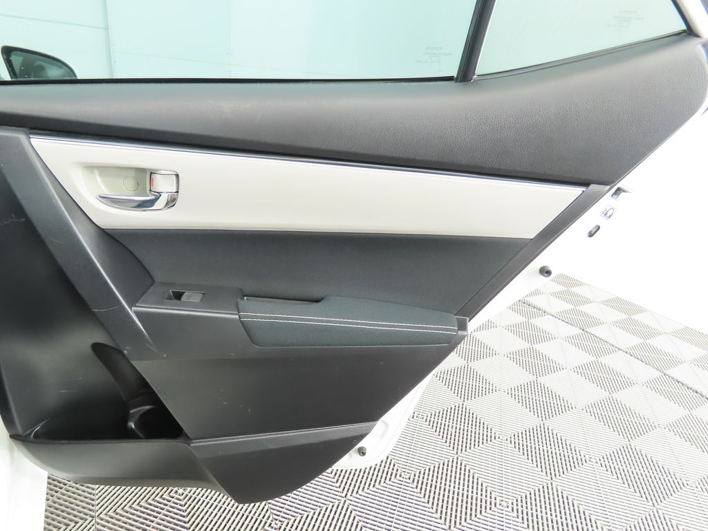 Thumbnail: 2019 Toyota Corolla - 27