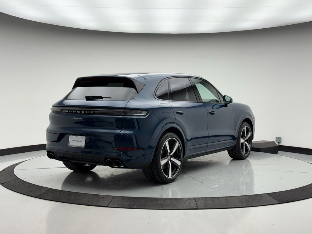 Thumbnail: 2025 Porsche Cayenne - 9