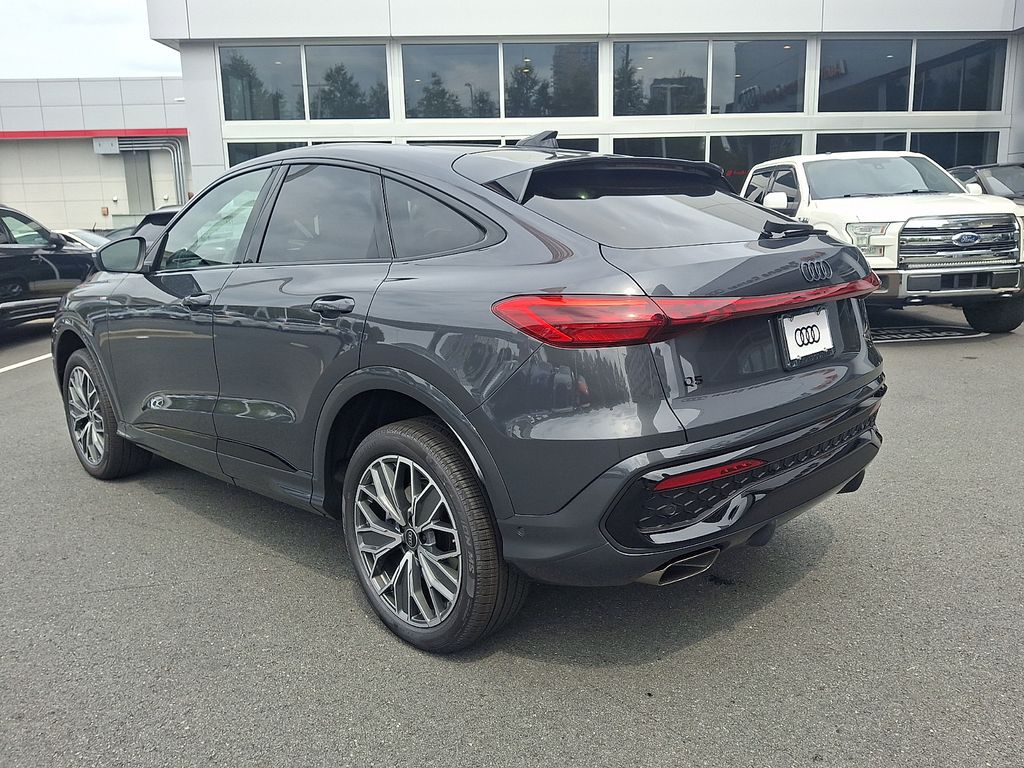 Thumbnail: 2026 Audi Q5 - 4