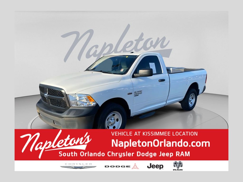 Bright White Clearcoat 2019 RAM 1500 Pickup Truck Four-Wheel Drive 8-Speed Automatic