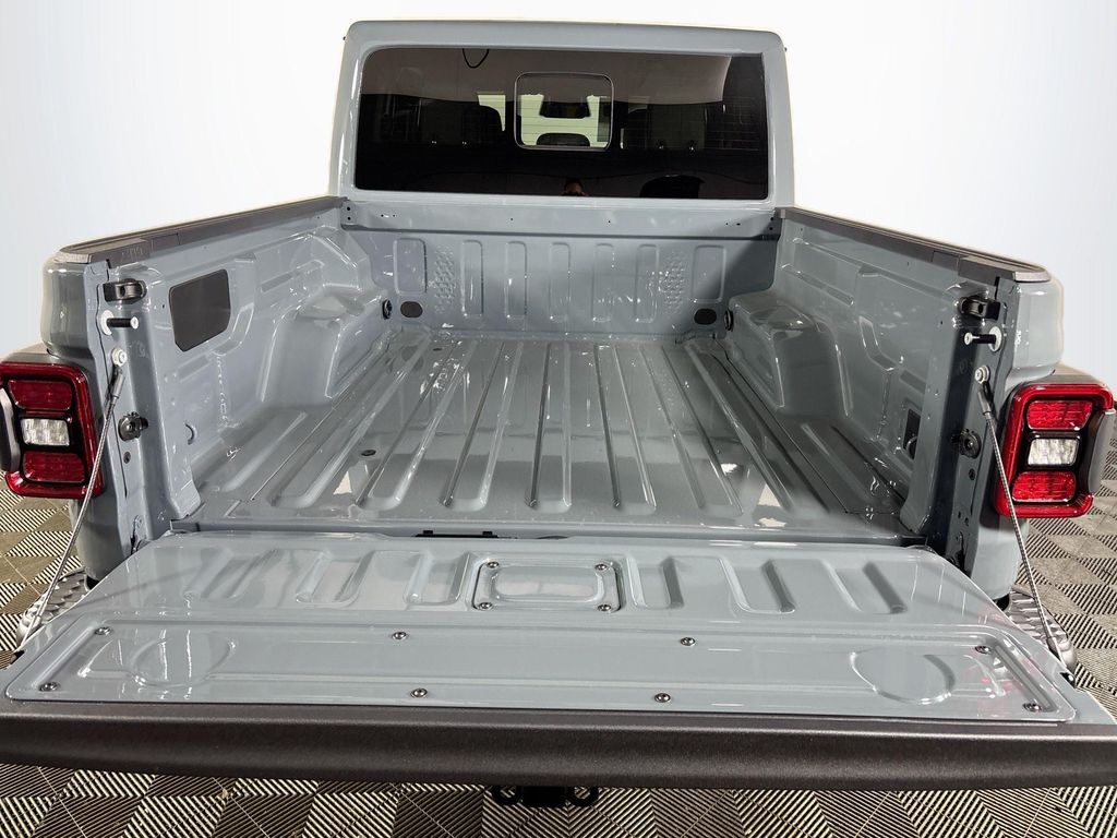 2026 Jeep Gladiator Mojave X