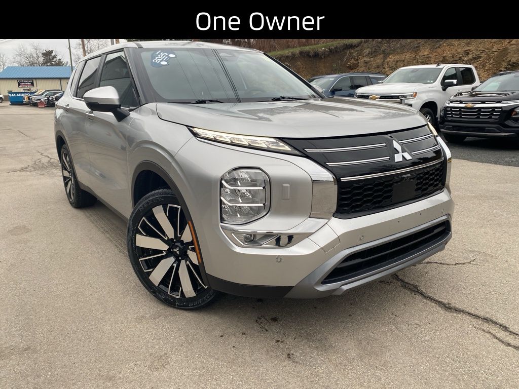 2025 Mitsubishi Outlander SE FWD