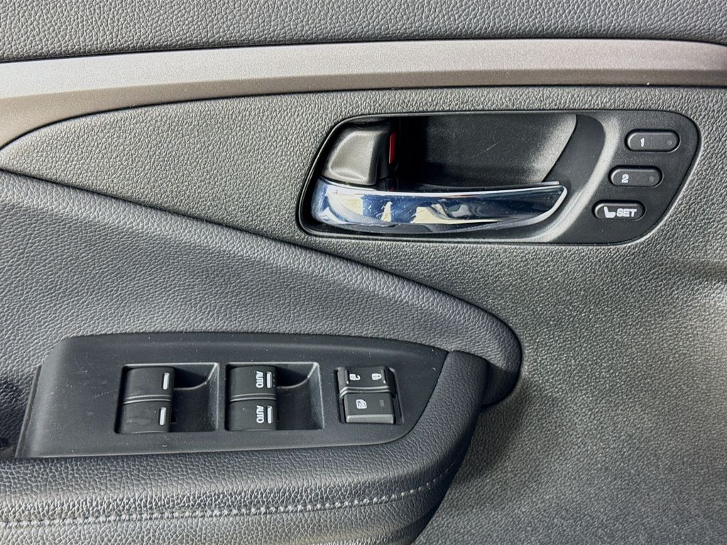 Used Car 2021 Honda Pilot  Special Edition For Sale Under $30,000 In Austin, Texas