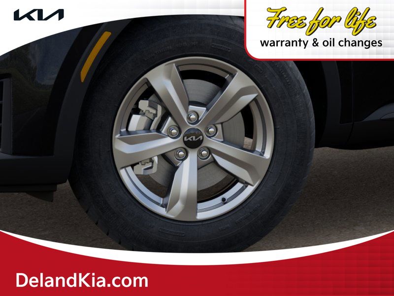 2026 Kia Sorento LX - Photo 9