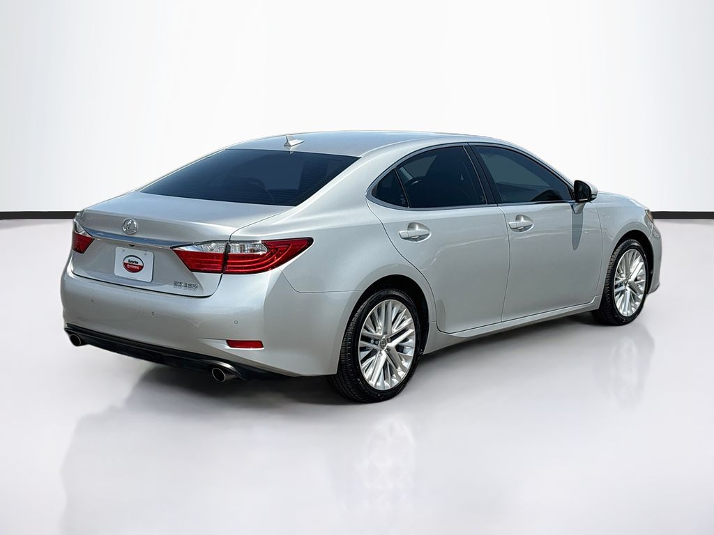 Thumbnail: 2014 Lexus ES - 5