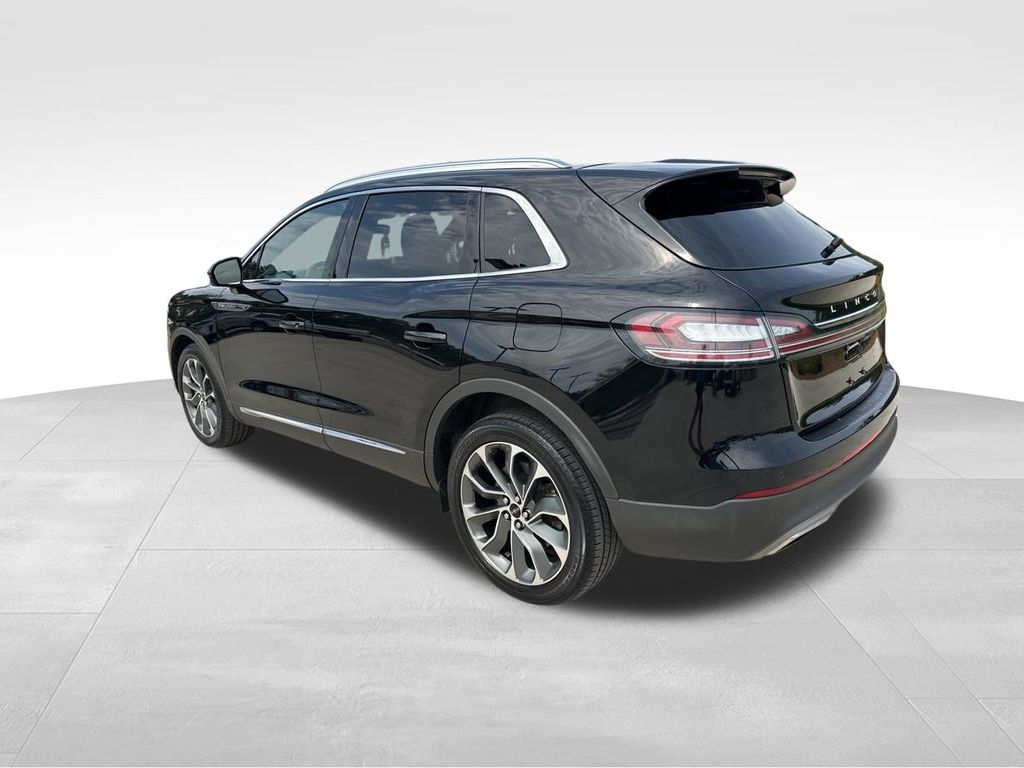 2022 Infinite Black Metallic Clearcoat Lincoln Nautilus Reserve AWD SUV
