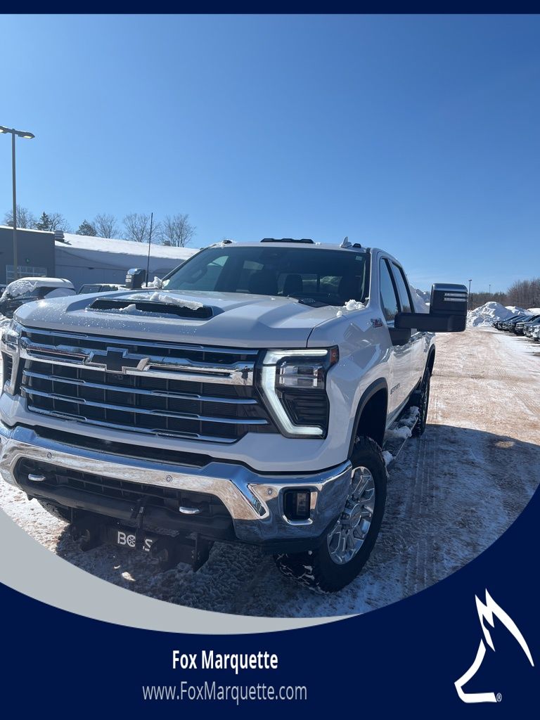 2025 Chevrolet Silverado 3500HD LTZ Crew Cab 4WD