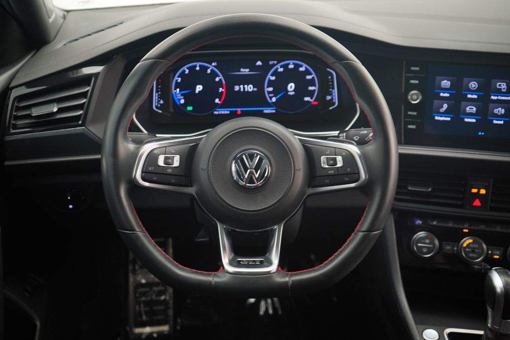 Thumbnail: 2019 Volkswagen Jetta - 9
