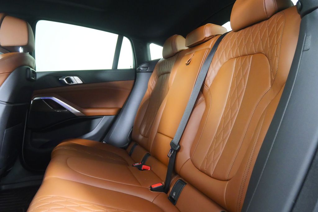 Thumbnail: 2023 BMW X6 - 8