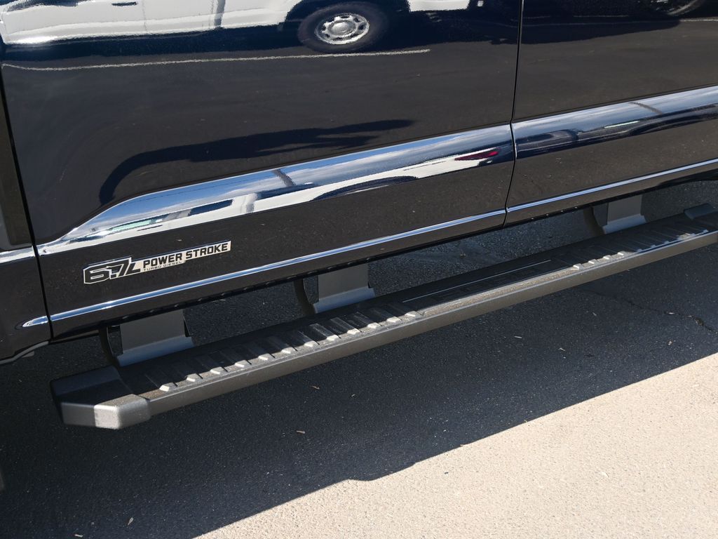 2025 Ford F-350 Super Duty Lariat