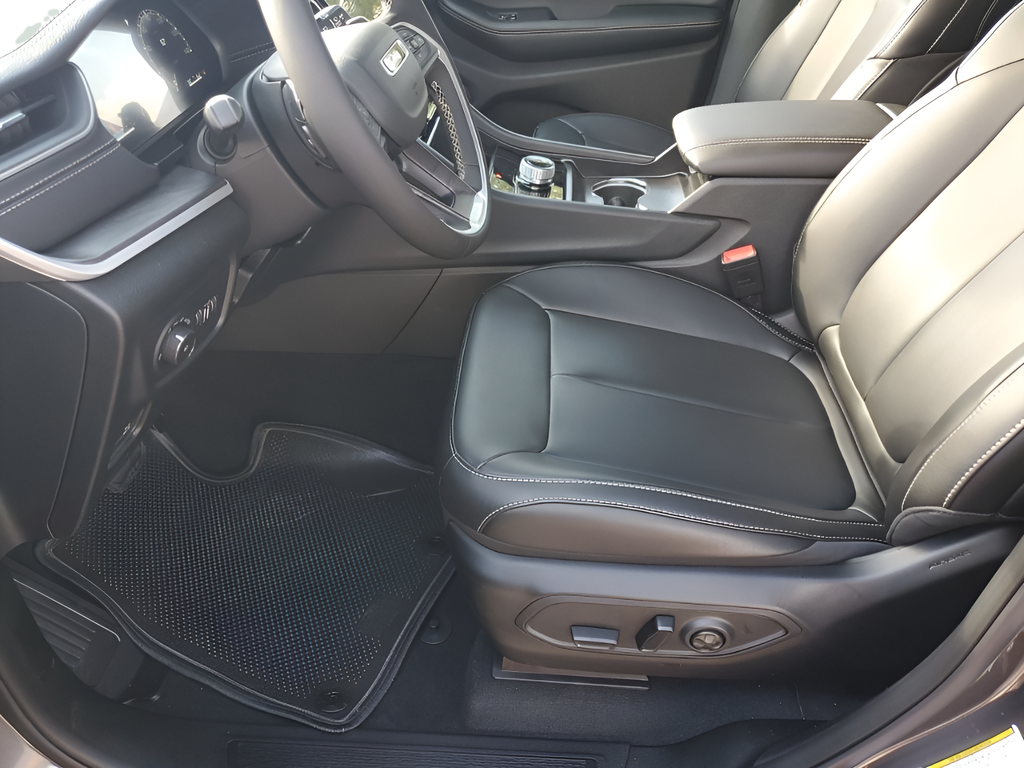 New Car 2025 Jeep Grand Cherokee  Limited For Sale Under $50,000 In Austin, Texas