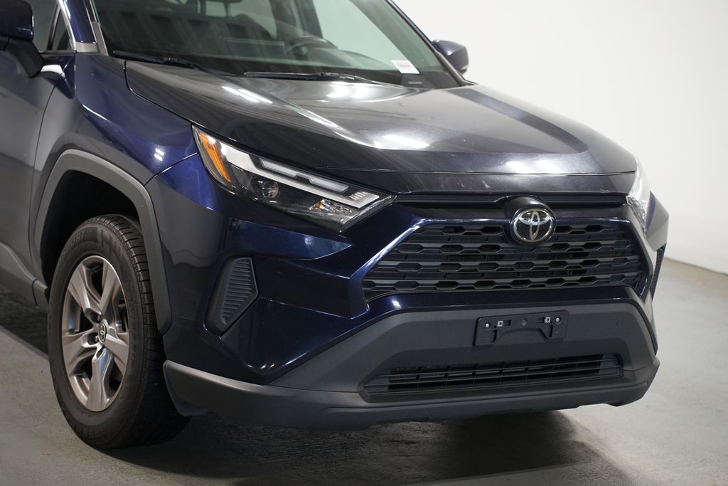 Thumbnail: 2023 Toyota RAV4 - 4