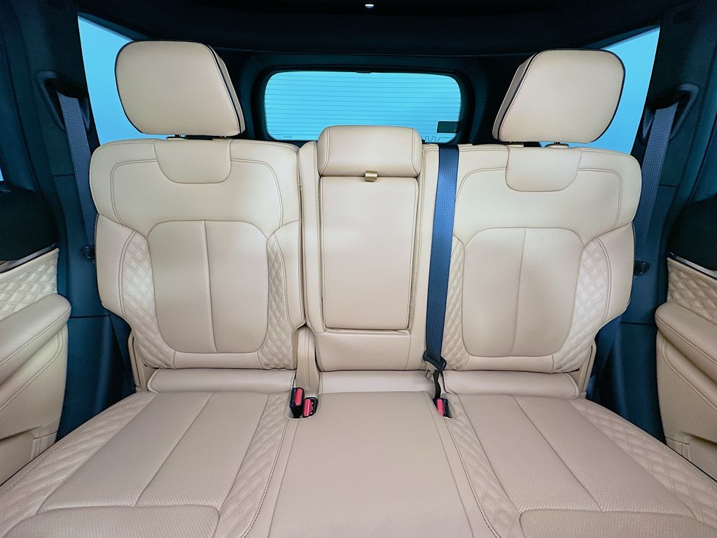JeepGrand Cherokee10