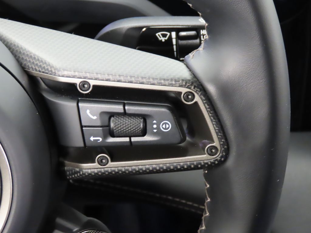 Thumbnail: 2025 Porsche Taycan - 20