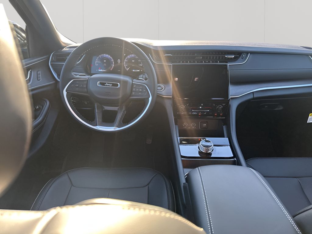 New Car 2025 Jeep Grand Cherokee  Limited For Sale Under $40,000 In Austin, Texas