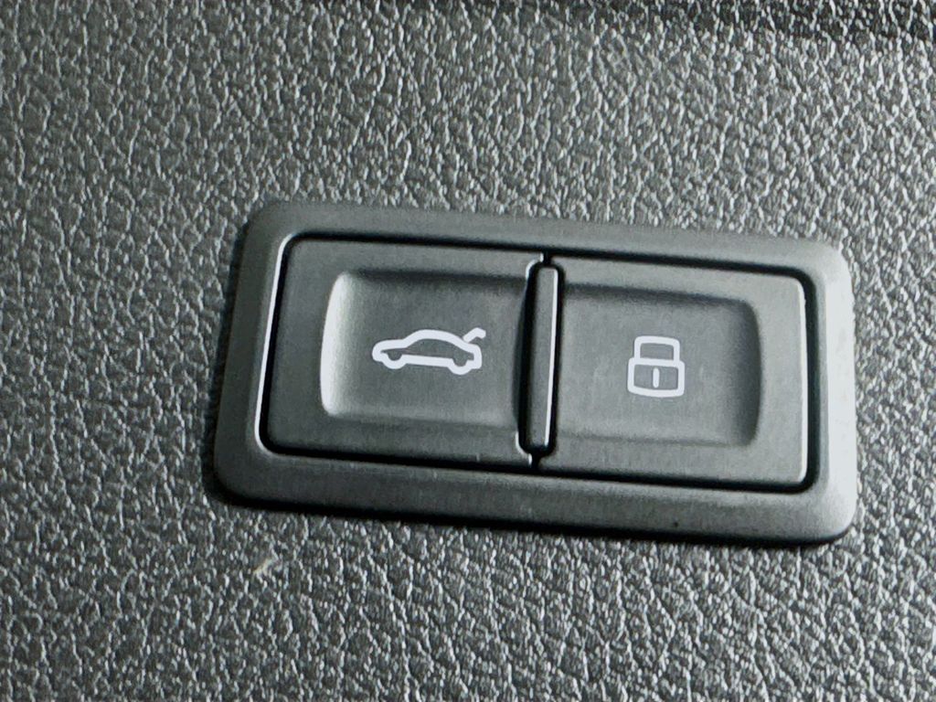 Used Car 2018 Audi Q5  2.0t Premium For Sale Under $20,000 In Austin, Texas
