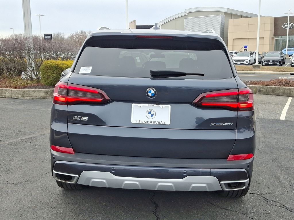 2022 BMW X5 xDrive40i 5