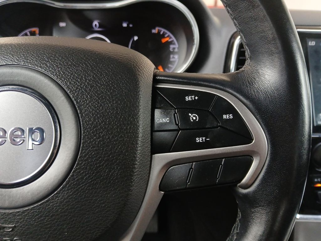 Used Car 2022 Jeep Grand Cherokee Wk  Laredo E For Sale Under $25,000 In Austin, Texas
