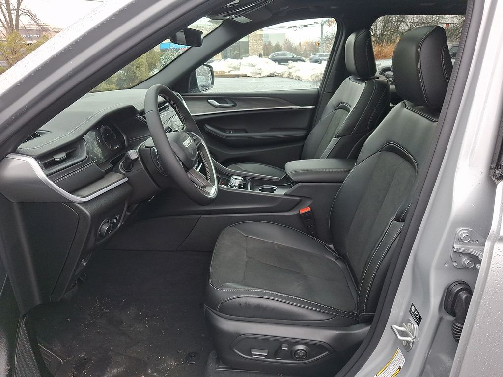 New 2026 Jeep Grand Cherokee SUV