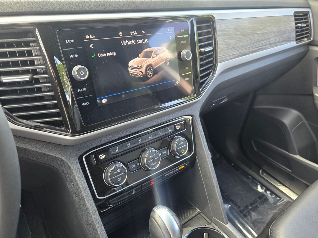 2022 Volkswagen Atlas - $24,100