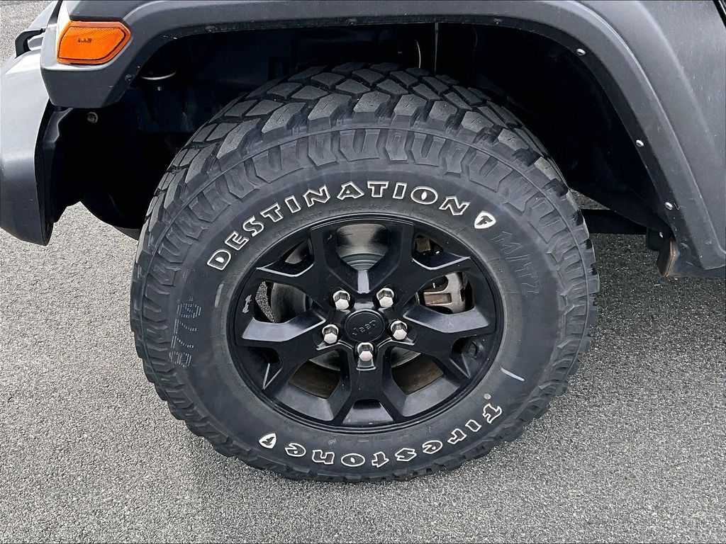 2022 Jeep Wrangler — photo 7