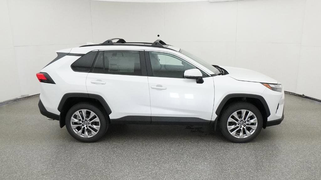 Thumbnail: 2025 Toyota RAV4 - 7