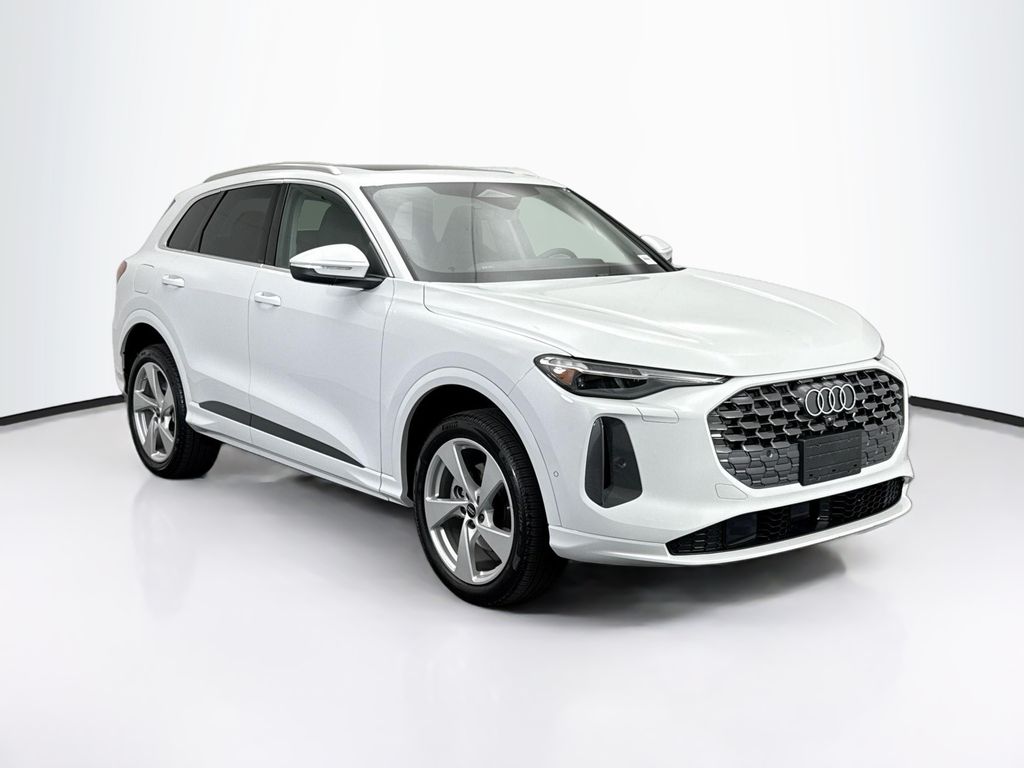 Thumbnail: 2025 Audi Q5 - 3